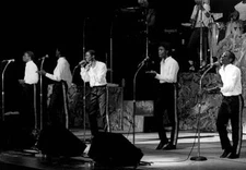 Ricky Bell Bobby Brown Ralph Tresvant Ronnie Devoe 1984 OLD MUSIC PHOTO