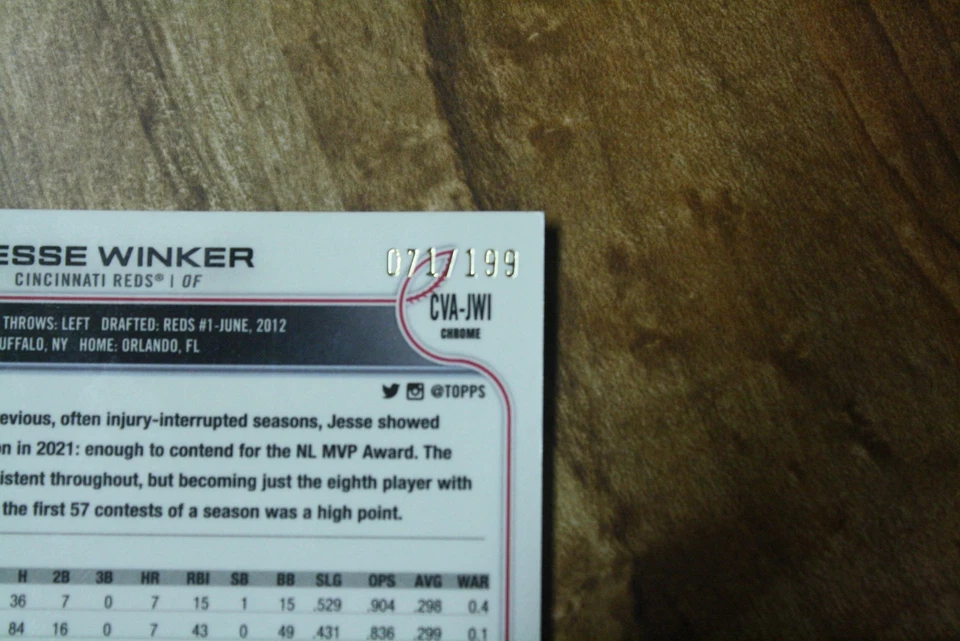 JESSE WINKER 2023 TOPPS CHROMEAQUA WAVE # 71/199 CARD # CVA-JWI - Image 3 of 3
