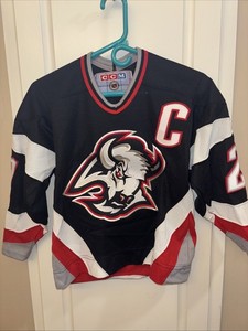 Vintage 1990s CCM Buffalo Sabres Michael Peca #27 Stitched Jersey GOATHEAD YOUTH