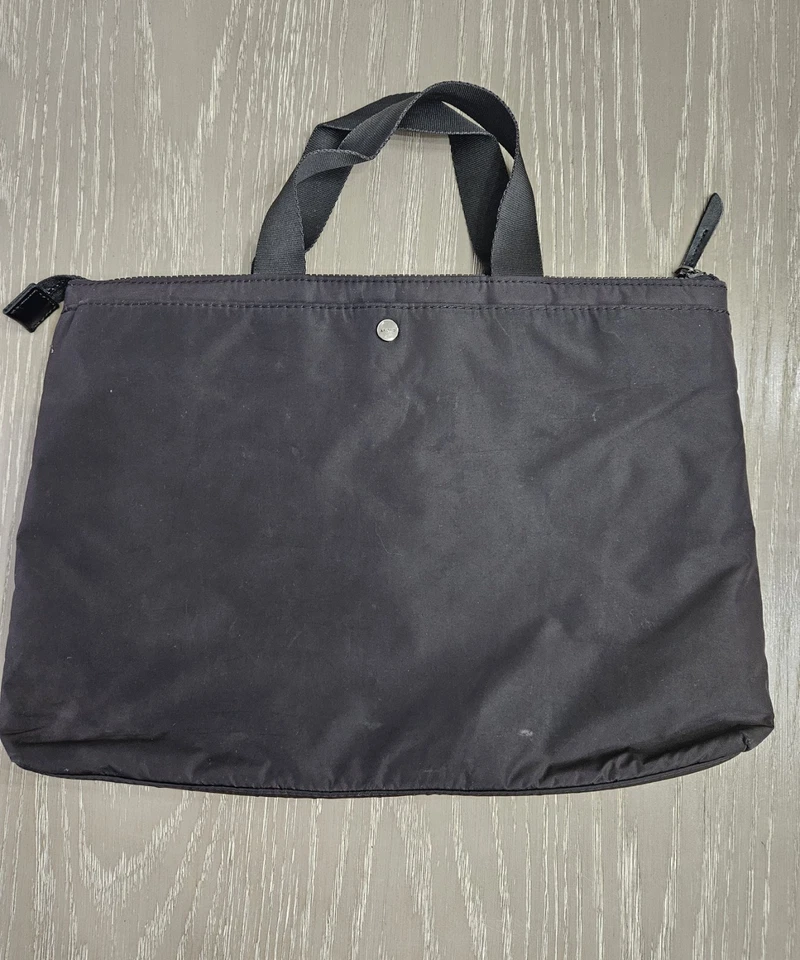 KNOMO Hanover 14" Bolso para Laptop Maletín Negro Plateado Nylon RFID Resistente al Agua. Foto 2 de 4