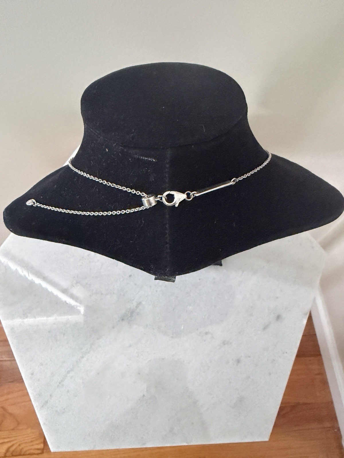 White Shell Necklace W/ Pull Extender. Silver Mad… - image 3