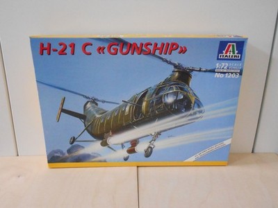 Italeri H-21 C Gunship 1:72 No.1203