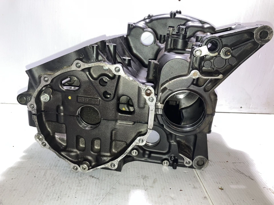 2008 Honda Cbr1000rr Crankcase (See Pics)  (OEM) - Image 3 of 4