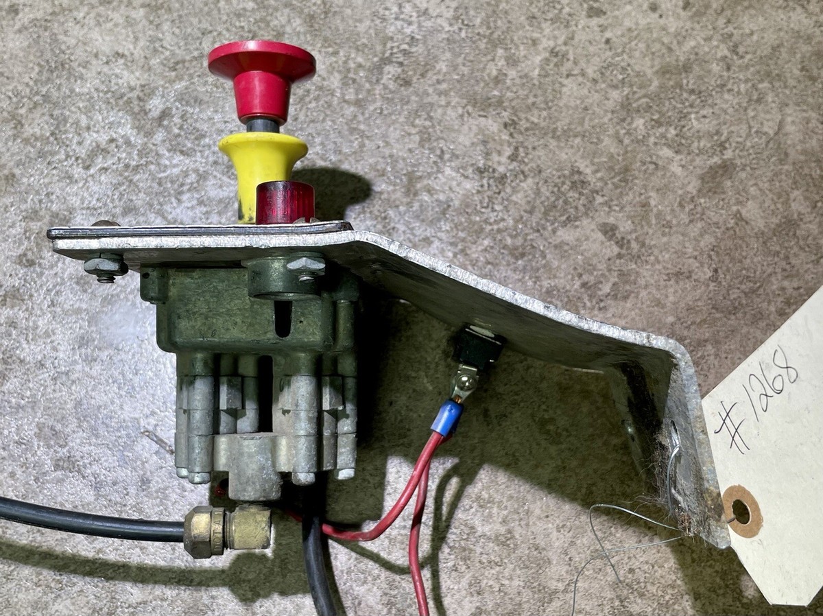 Keshay Shelsyさん専用.5 CHELSEA PTO SWITCH 3288654 / 118375 / L-30618 *READY TO SHIP