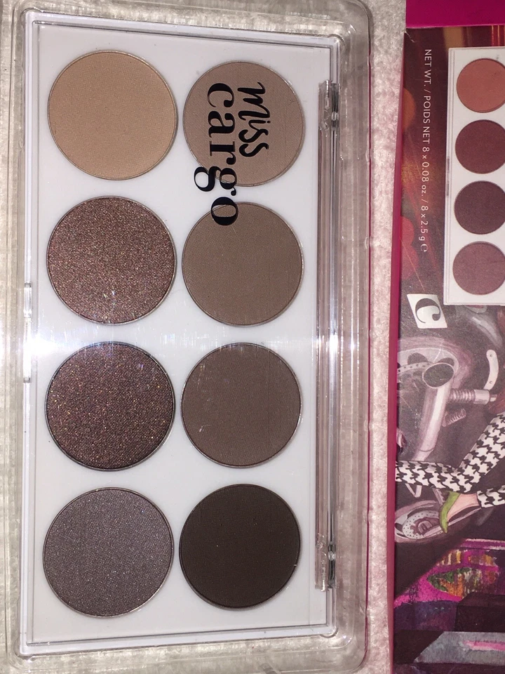 Miss Cargo Shanghai Nights Smoky Eye Shadow Palette - Image 3 of 4
