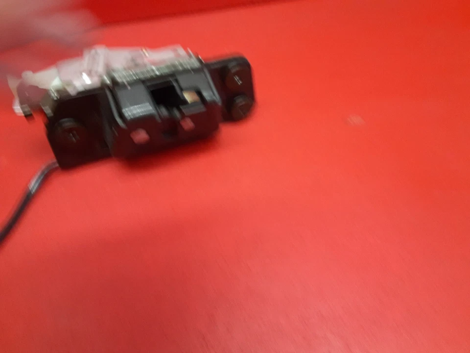 Acura MDX 2001-2006 puerta levadiza puerta trasera bloqueo de cierre de maletero 74800-S3V-A01 Foto 4 de 4