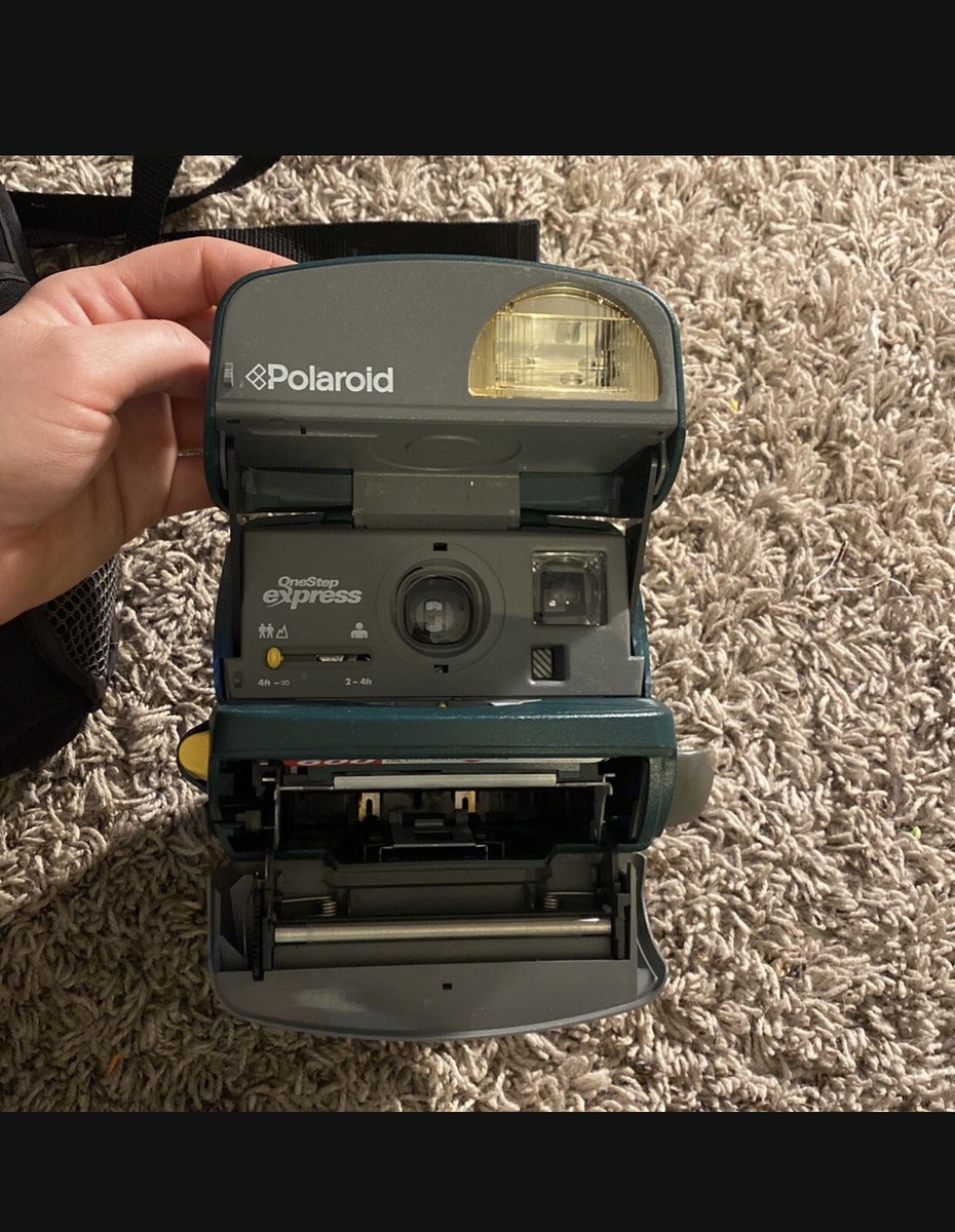 Polaroid 600 One Step Express Instant Film Camera Green with Carrying Bag
