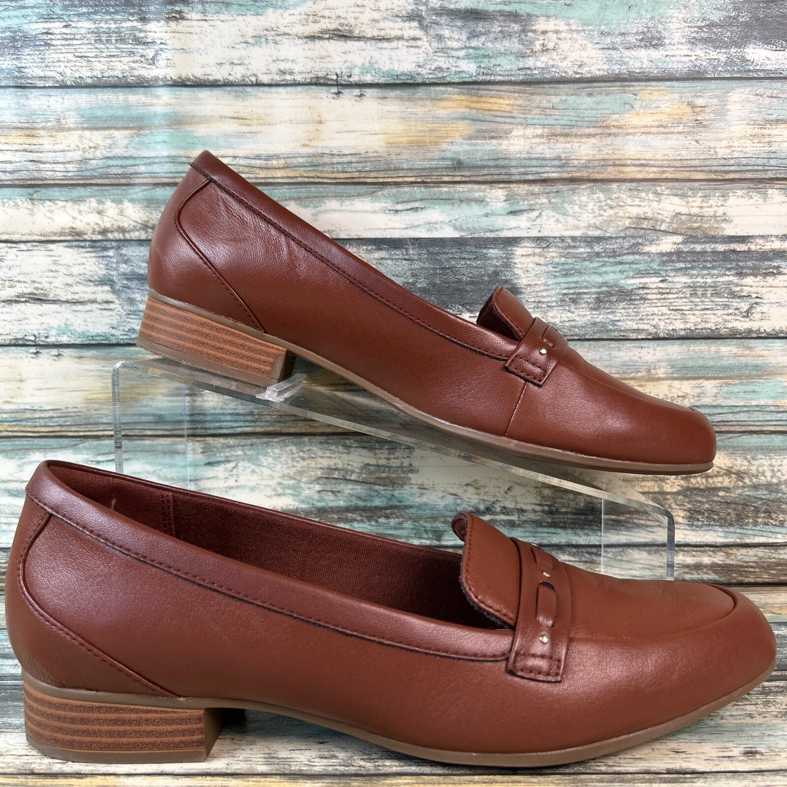 Clarks Juliet Bay Womens 9.5M Brown Leather Loafers Slip On Comfort Dress Shoes