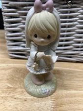 Precious Moments Girl Communion Figurine Blonde Hair Girl Holding Rosary 172009