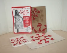 VTG Seagrms 7 Crown Paper Hostess Dress & Party Goods B-242