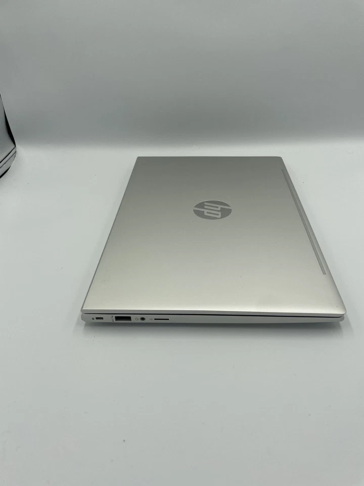 HP ProBook 430 G8 i5-1135G7 2,4GHZ 8GB RAM 256GB SSD Windows 11 + Adapter - Image 4 of 4