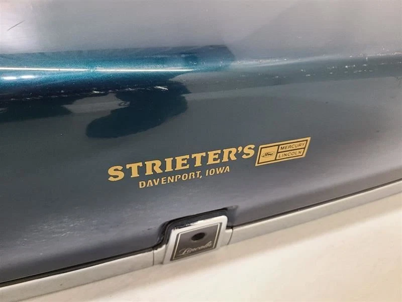 1990-1997 LINCOLN TOWN CAR Trunk Hatch Tailgate Green F1VY5440110A        — 第 3/4 张图片