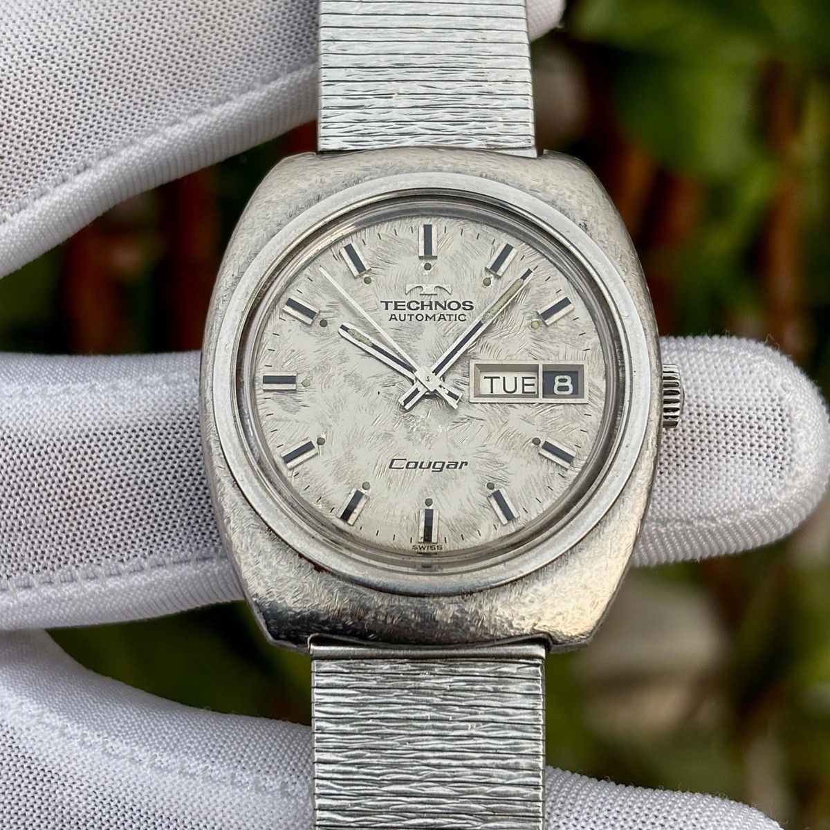 Vintage Technos Cougar Automatic Silver Hammered Case & Dial Swiss
