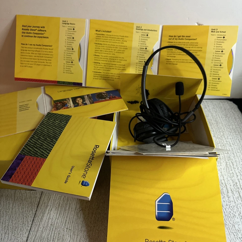 Rosetta Stone Italian Level 1 Version 3 WIN & MAC CD ROM W/ Headset - Image 3 of 4