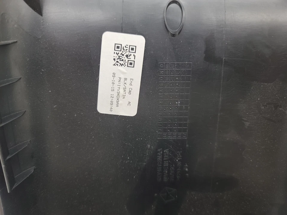 Borde de salida de ventilación de aire trasero 2015 2016 2017 para Chrysler 200 P/N: 5KV46TRMAA Foto 4 de 4