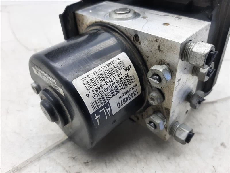 Pieza freno antibloqueo Opt J67 12-15 Chevrolet Cruze 13384018 Foto 3 de 4