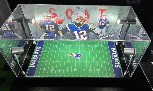 Tom Brady Premium PSA BGS 2 Karten Vitrine mit LED Beleuchtung - Patriots - Bild 2 von 2
