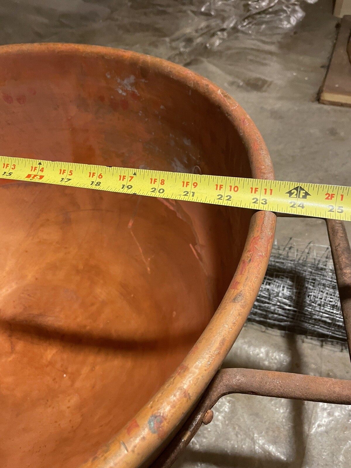 Antique Copper Cauldron for sale Only 2 left at 60