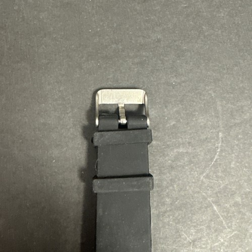 Geneva schwarzes Zifferblatt Kristall Akzent rundes Gehäuse schwarzes Silikonband Uhr hervorragender Zustand - Bild 10 von 14