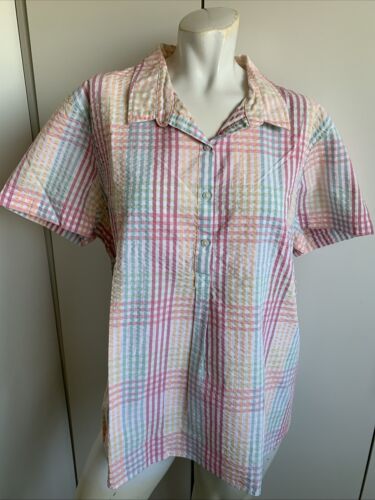 L.L. Bean seersucker women’s size XL short sleeve multicolored Henley pullover