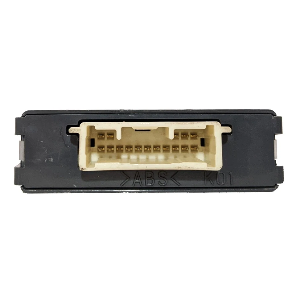 Módulo de control informático Gatewat de red OEM Lexus GS200t GS350 GS450h 2013-2016 Foto 4 de 4