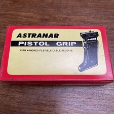 NEW OLD STOCK ASTRANAR CAMERA PISTOL GRIP W/ARMORED FLEXIBLE CABLE RELEASE