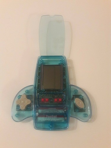 Portable BLUE Pocket Hand Held Electronic Video Game Player 11 Games - Imagen 2 de 8