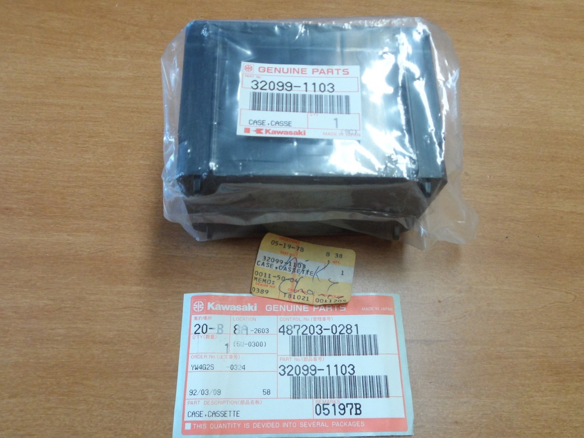 NOS OEM Kawasaki Cassette Case 1987-2000 ZG1200-B VoyagerXII 32099
