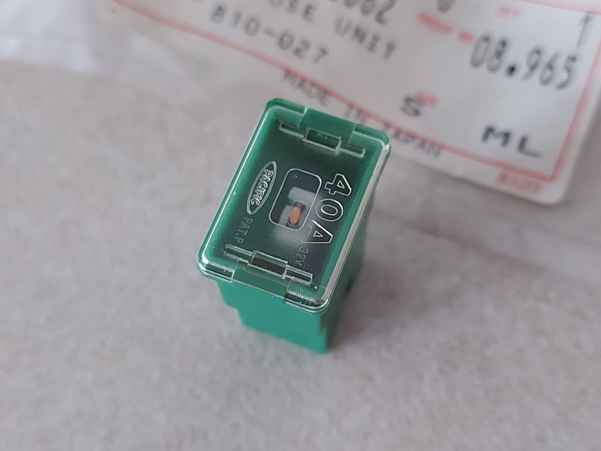 Fuse Unit, Isuzu Genuine Parts 94468662 , 8-94468662-0 