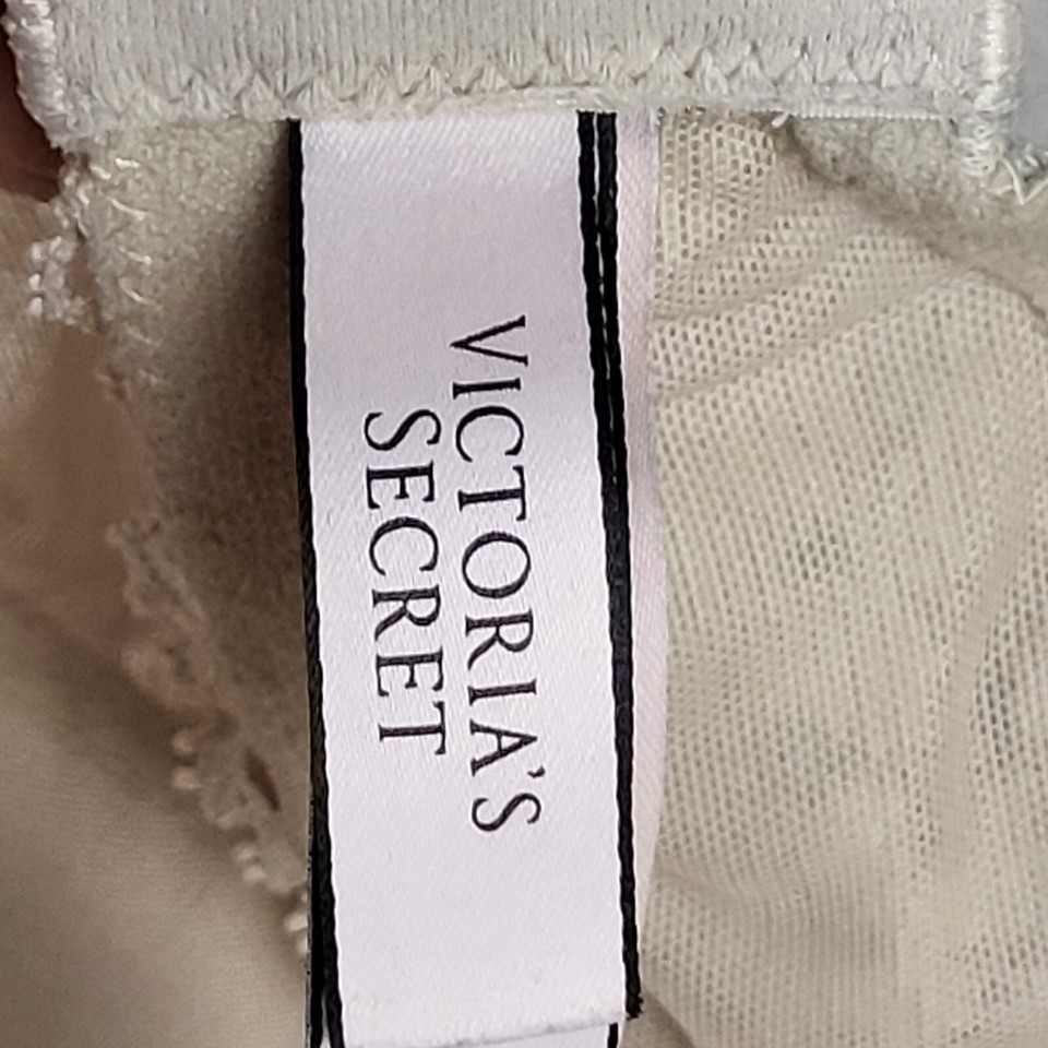 Victoria’s Secret Body By Victoria Perfect Shape Bra Beige Lace Size
