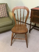 Ethan Allen 1960’s Heirloom Small Farmhouse Chair Maple Wood 34” T 17”W Vintage
