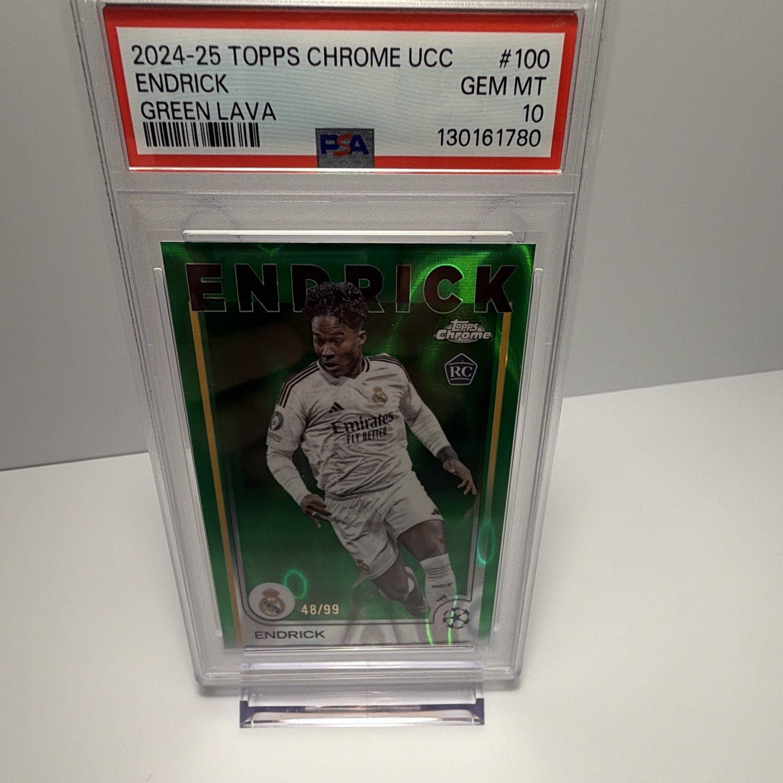Topps Chrome UCC 2024-25 Endrick #100 Green Lava Refractor /99 RC PSA 10