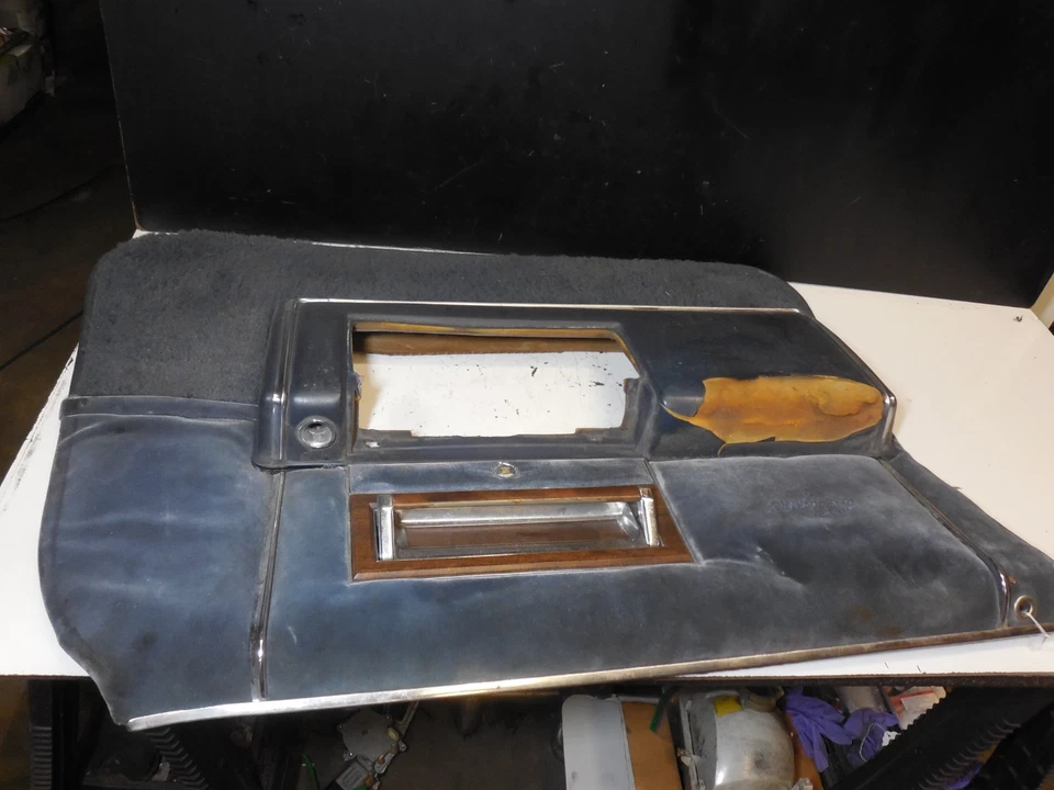Panel interior de puerta delantera izquierda para Cadillac Brougham 87-91 Foto 3 de 4
