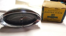 Nos Oldsmobile Clock 1961 61 Works Perfectly Beautiful 989422
