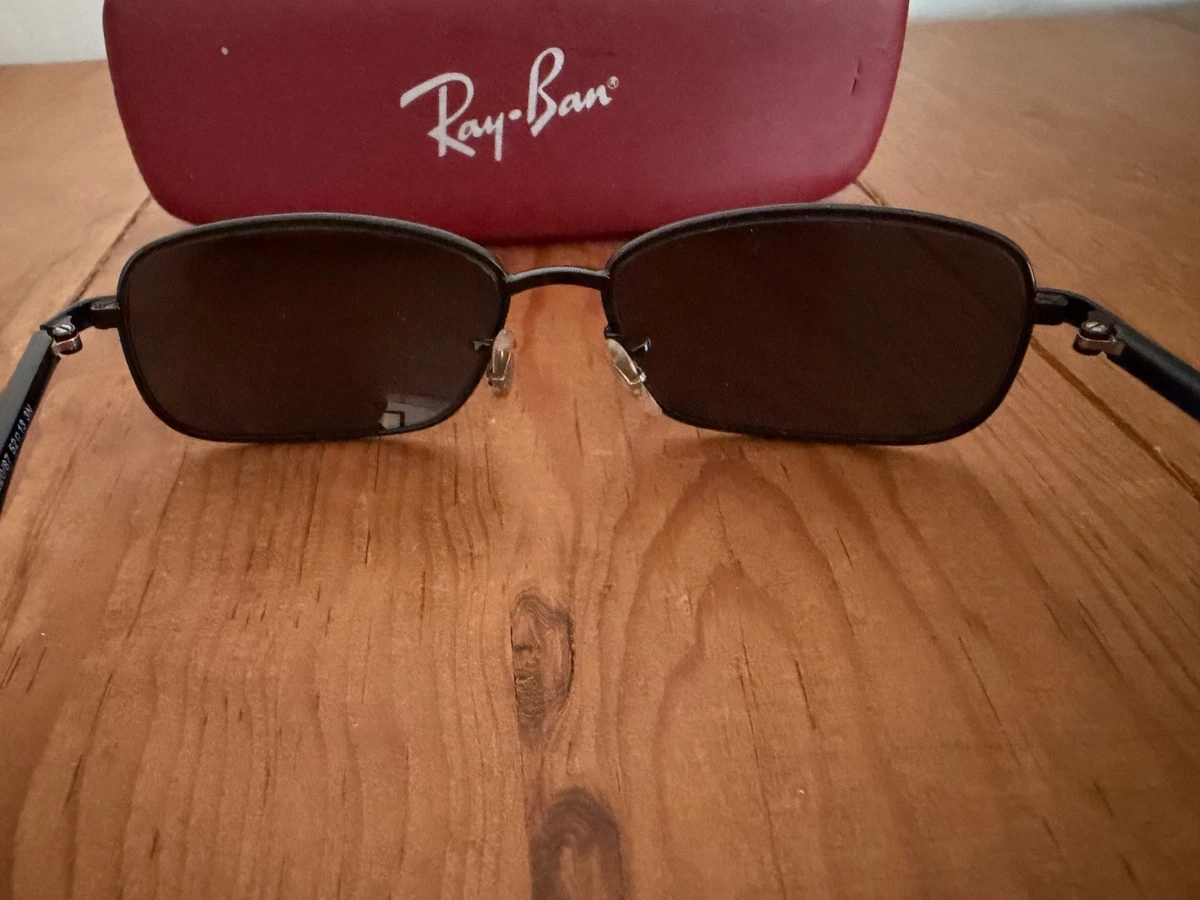 Ray-Ban Junior RJ9531S Kinder Jugend Sonnenbrille rechteckig schwarz mit Etui