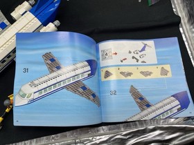 LEGO City 3181 Passenger Plane Airplane Jet w 3 Minifigures Tow Vehicle Book 2