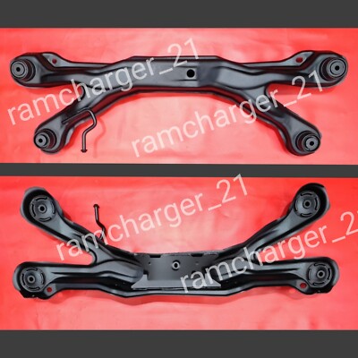 2000-2002 Saturn L200 L300 Sedan Rear Crossmember Subframe Cradle
