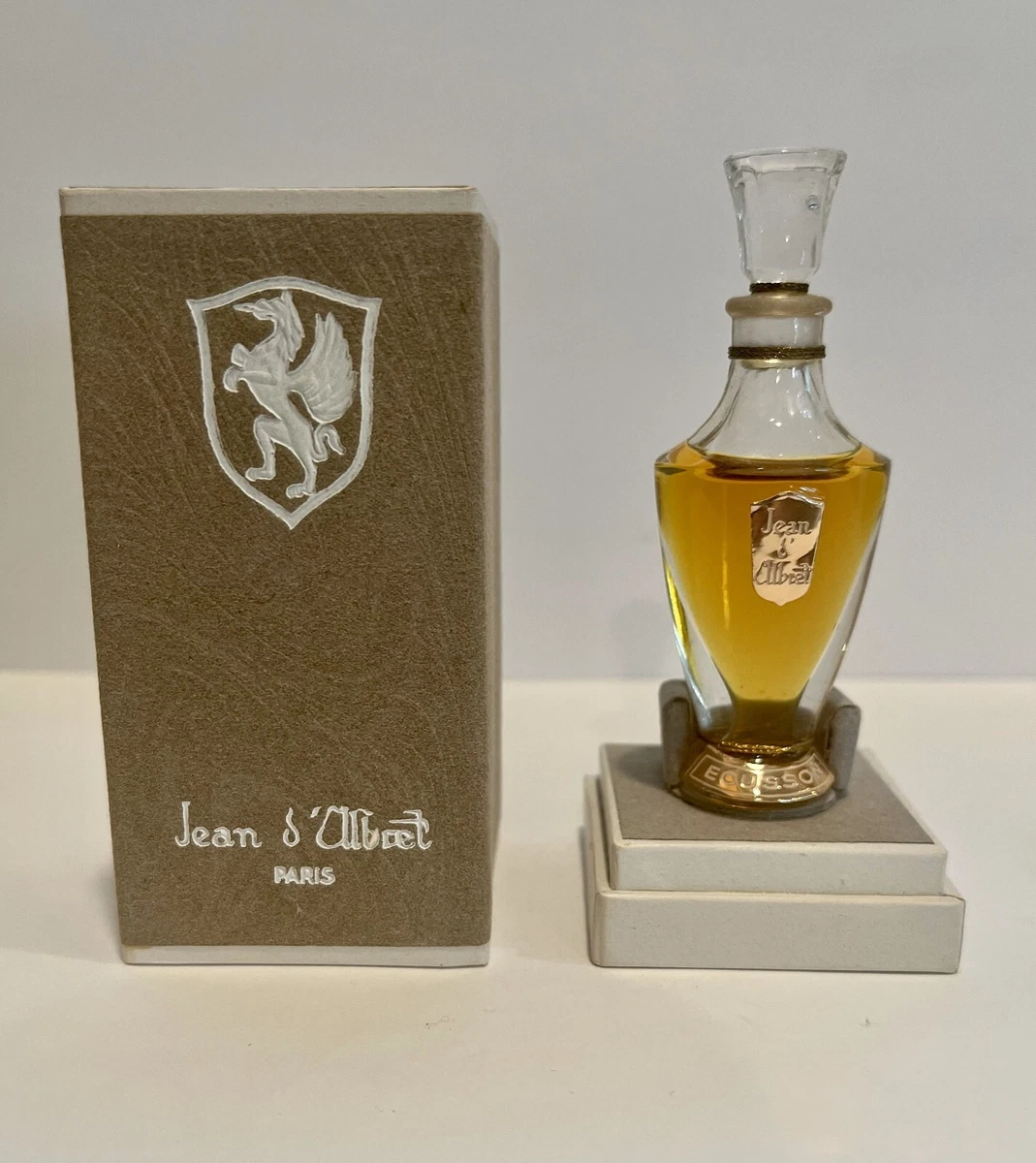 ecusson perfume by jean d albret