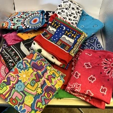 Lot 16 Vintage Hav-a-Hank Bandana Scarf Western Paisley Handkerchief Christmas