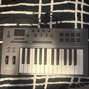 (Read Desc) Nektar Impact LX25+ 25-Key USB MIDI Keyboard Controller Pad