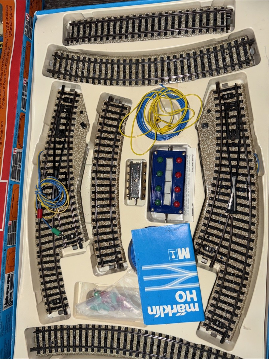 Märklin HO Track Lot – T1 5192, T2 5193, T3 5194, E 5190 German