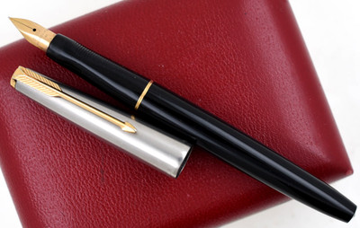 Vintage Parker VP Fountain Pen W/ 14K Fine Nib 