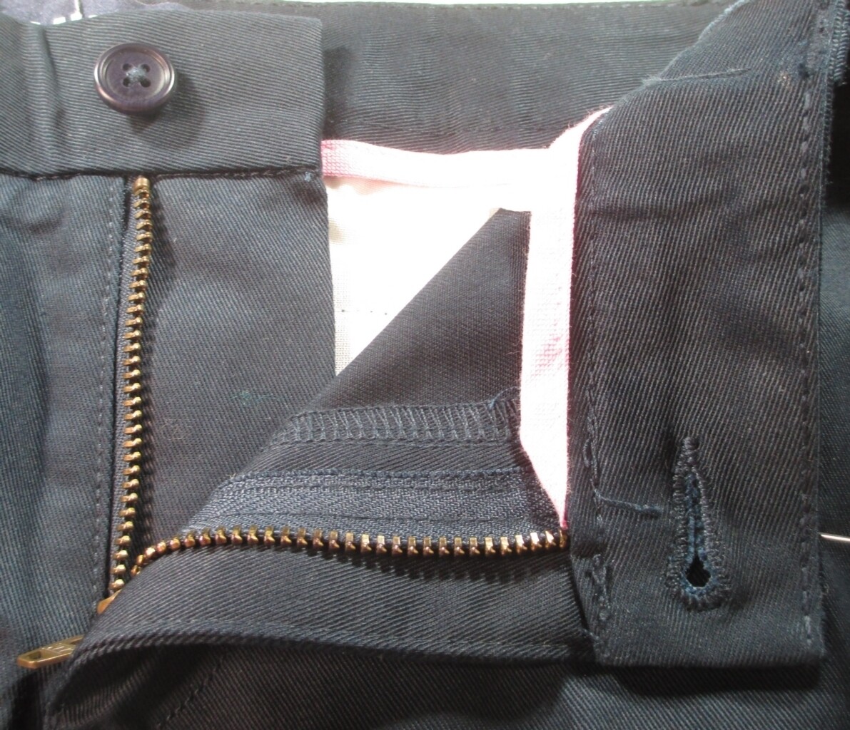 Picture 4 of 6