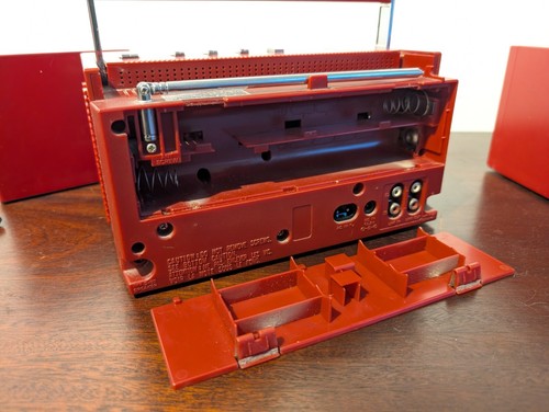 RARE National Panasonic RX-C50S RED boombox Partially tested *READ* - Afbeelding 20 van 24