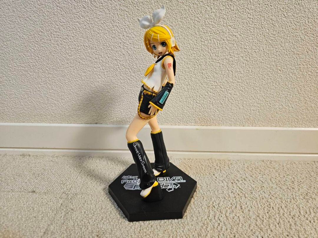 Serviette Jaune Rin Kagamine Hatsune Miku Vocaloid - Ichiban Kuji 2023 Lot G - Neuf Avec étiquette Banpresto