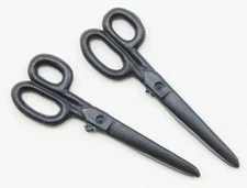 Dollhouse Miniatures 1:12 Scale Scissors, 2 Piece #CB2702