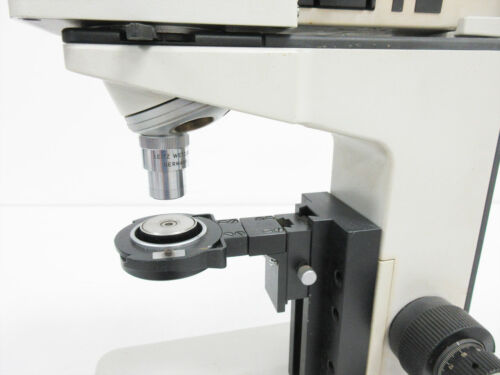 MICROSCOPIO TRINOCULAR LEITZ LABORLUX 12 ME 020-435.031 CON CABEZAL 512 815/20 - Imagen 8 de 12