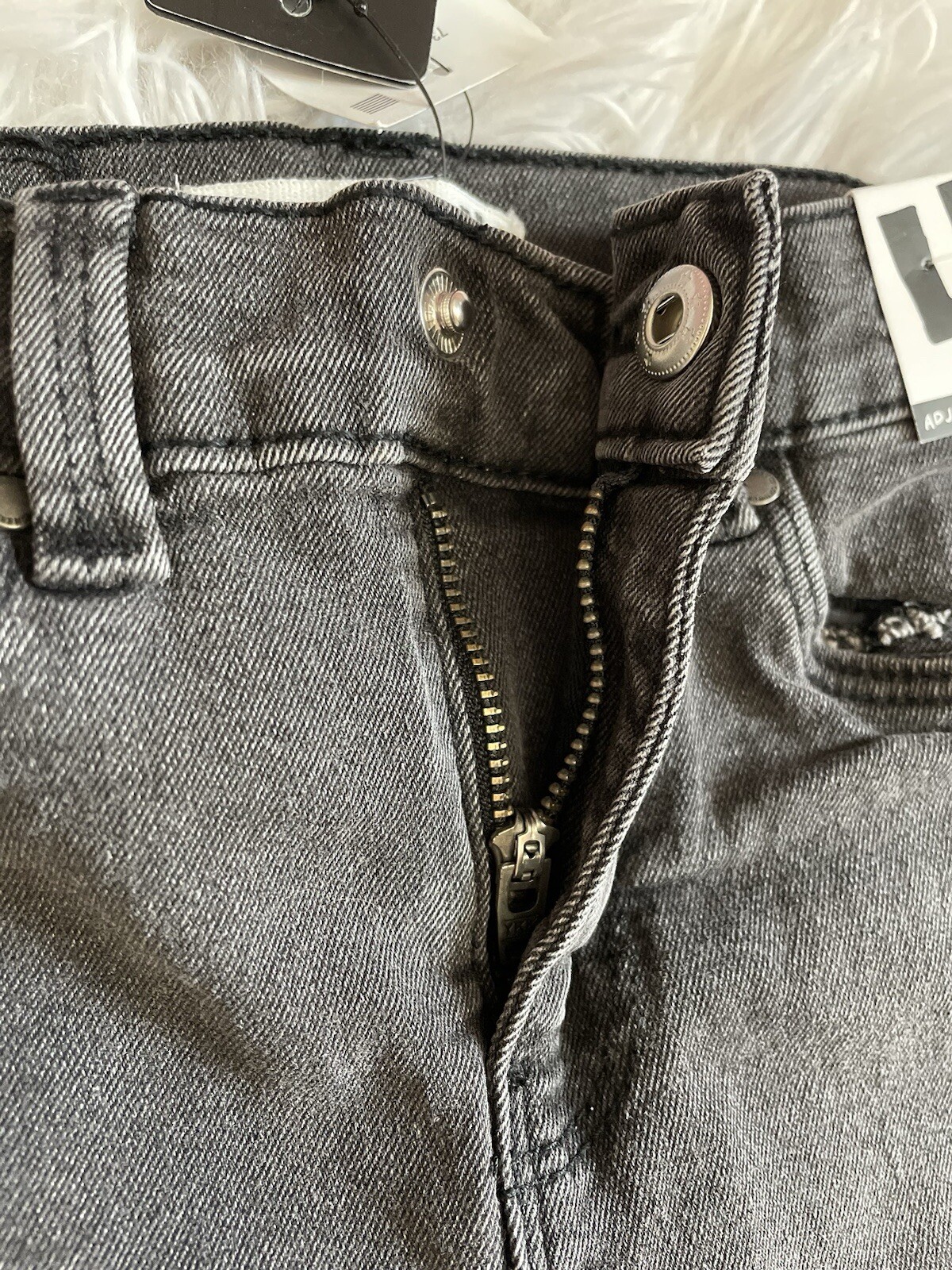 Picture 4 of 10