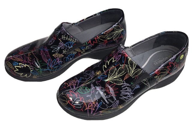 dansko work wonders coral