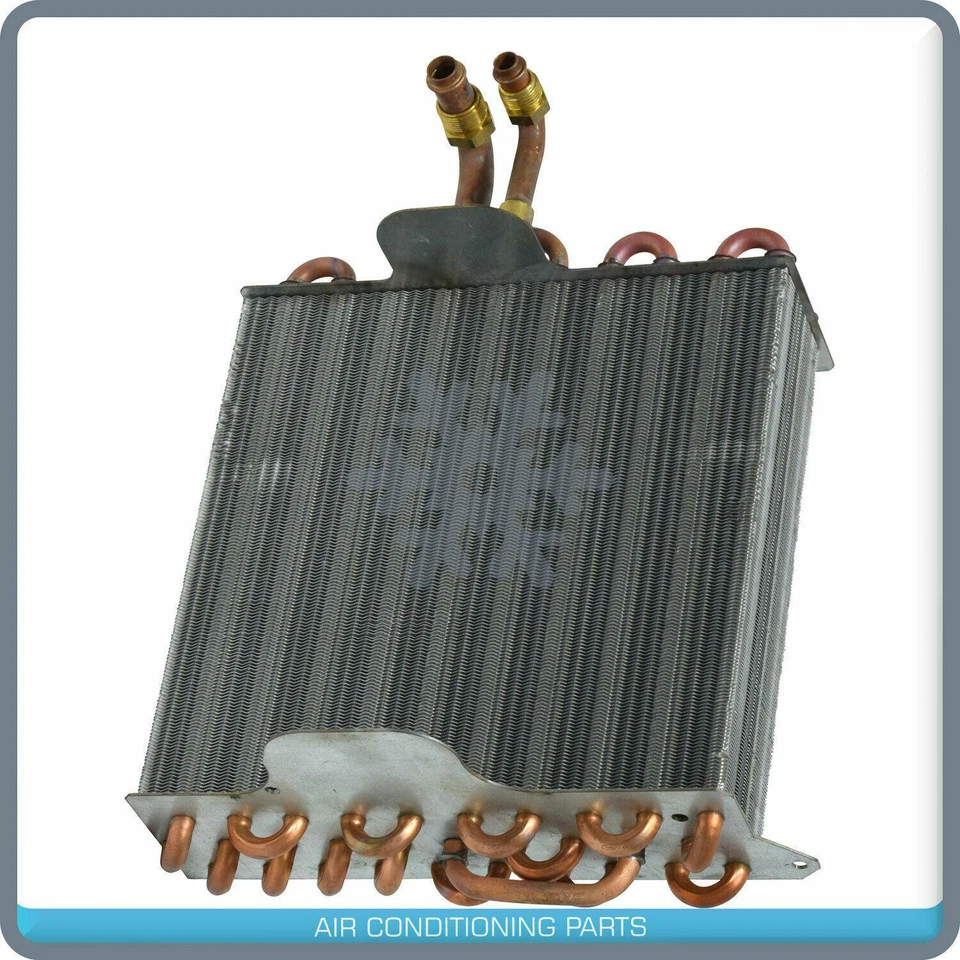 Evaporador de CA compatible con Mack CH 2002-2005 / Mack CL 2002-2007 / Mack CX 2005 Foto 2 de 4